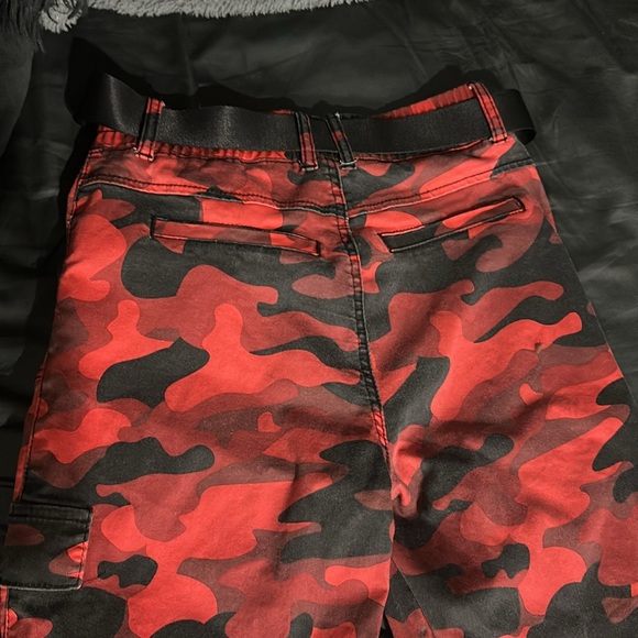 Red and Black Camo, Cargo Style Pants. Deep front pockets. Size 5-6 can fit a 7. - Picture 8 of 10